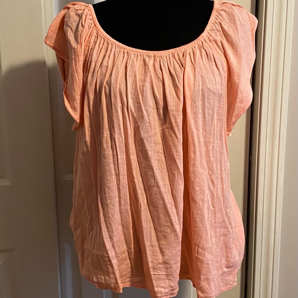 GAP linen Top - Picture 4 of 7